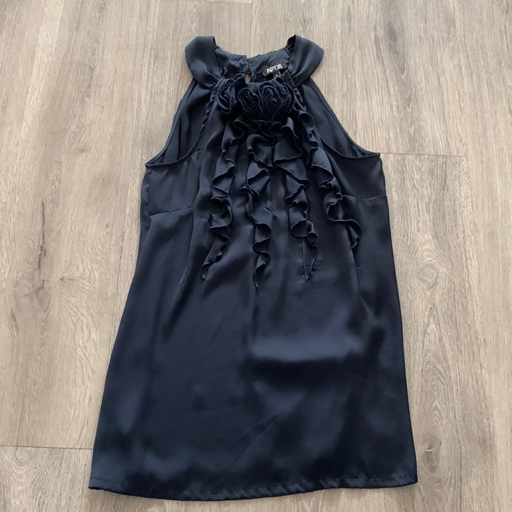Sleeveless blouse